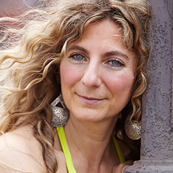 Anette Kischinowsky / Certified Core Energetics Practitioner & Life Coach