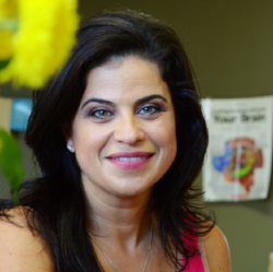 Lina Acosta Sandaal, Psychotherapist / Stop Parenting Alone